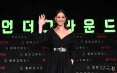 [머니S포토] 아드리아 아르조나, 눈부신 비주얼