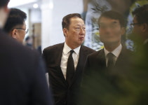 박용만 회장 장모상… 정재계 조문행렬