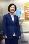 문대통령, 추미애 후보자 인사청문요청안 재가…국회 제출 (속보)