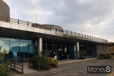 [박정웅의 여행톡] 제주의 바닷가, 여인의 삶을 마주하다