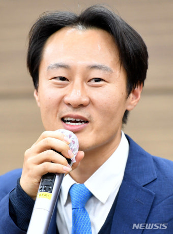 더불어민주당, '사법농단' 폭로한 이탄희 전 판사 총선 인재 영입
