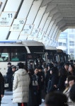 [머니S포토] 설 연휴 하루 앞둔 고속버스터미널