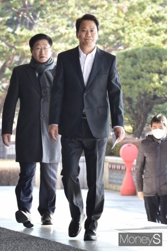 [퇴근길] 임종석, 검찰 출석… 왜 포토라인 섰을까?