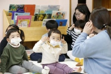 전국 어린이집 휴원 다음달 5일까지 연장… 긴급보육 지원(종합)