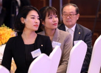 ‘아침마당’ 스롱 피아비 “남편 권유로 당구 시작… 인생 바뀌어”