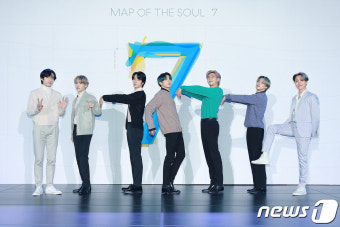 방탄소년단 오리콘 정상… 마이클 잭슨 이후 36년만