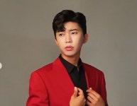 임영웅 '홀대논란' 사과… 뉴에라 측 