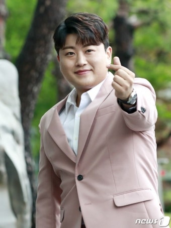 김호중 팬미팅, 5분만에 6000석 매진?… 