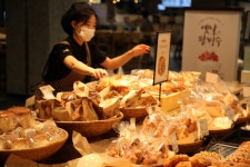 월 5만원의 행복 광주신세계, 개점 이후 최초 빵 구독 서비스