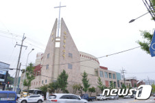 성림침례교회 확진 30명 중 27명 ‘성가대’…마스크 없이 열창