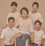 이태성. 붕어빵 가족사진 공개… 어머니 사랑합니다