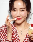 [★화보] 한지민, 러블리 홀리데이룩 '변함없는 상큼美'