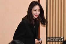 또 불거진 한예슬 남자친구 의혹… 디스패치 스폰 제비였다