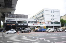 50년 묵은 홍제동의 역사 유진상가에 취업·창업 꽃 피우다