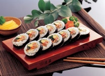 성남 김밥집 단체 식중독 피해자 약 270명, 집단소송 움직임