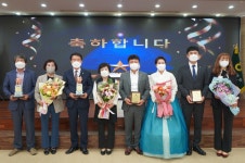 전남농협, 농업발전 이끈 선도농업인 부부 4쌍 시상