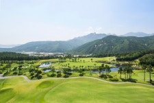 역사 왜곡 안된다… 전북 김제 골프장, 일본차 출입 전면금지