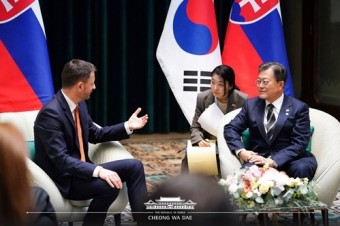 한국-슬로바키아 정상회담... 