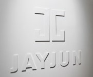 [특징주] 제이준코스메틱, 이도헬스케어로 최대주주 변경에 상한가