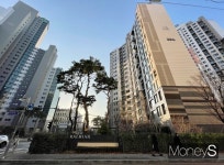 [수지Re:뷰] 4개월 새 4억 떨어졌는데… 강남 공인중개사 지금이 제일 쌀 때