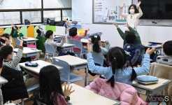 [머니S포토] 2021 겨울방학, 내년에 건강한 모습으로 다시 만나요~