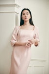 현빈♥ 손예진, 순백의 피로연 룩… 예비 신부의 설렘 가득 미소