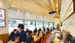 초밥창업 전문 브랜드 윤초밥 이수역점, 그랜드 오픈과 동시에 고객발길 이어져