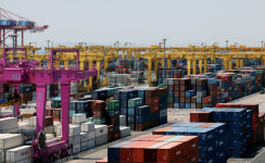 수출 늘었는데… 원자잿값 급등에 7월1~10일 무역적자 55억달러(종합)