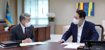 병사 봉급 200만원 되나… 尹 