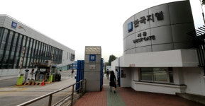 로베르토 렘펠 한국지엠 대표, 임단협 갈등 속 판매량 확대 과제