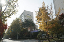 길동 삼익파크 재건축 설명회, '포스코·대우·현대ENG' 등 11곳 참여해 경쟁 예고