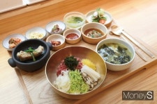 [맛집로드] 정갈한 반상 위에 어우러진 한식의 맛