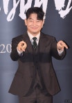 [머니S포토] 조성하 인싸 브이~
