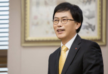 김교현 부회장 등 롯데케미칼 경영진, 회사 주식 4.4억원 규모 매입