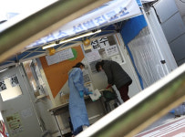 신규 확진, 증가세 이어져… 전주 대비 1만여명 증가(종합)