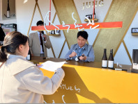 [포토] 임창정 떴다… 세븐일레븐, 소주한잔 팝업스토어 북적