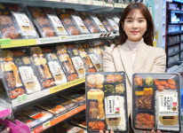 세븐일레븐, 친환경도시락 용기 개발 … 편의점 도시락 품질 혁신