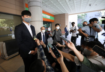 '학폭 무죄' 이영하 두산과 계약'… 재판 기간 '연봉 보전'