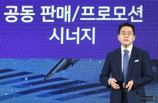 [머니S포토] 강희석 대표 미래 유통업 주도할 것