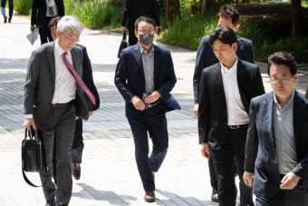 檢, 'KT 일감 몰아주기' 황욱정 구속영장 청구… 구현모 향하는 수사