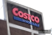 사람 죽어도 돈만 벌면 된다?… 한국인 무시·차별하는 코스트코-이케아