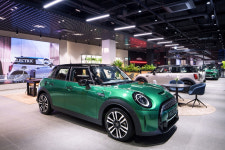 강원권 최대 규모… 코오롱 모터스, BMW·MINI 강릉 전시장 오픈