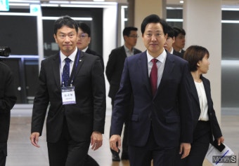 [머니S포토] 서울 핀테크 위크 2023 참석하는 오세훈·이복현