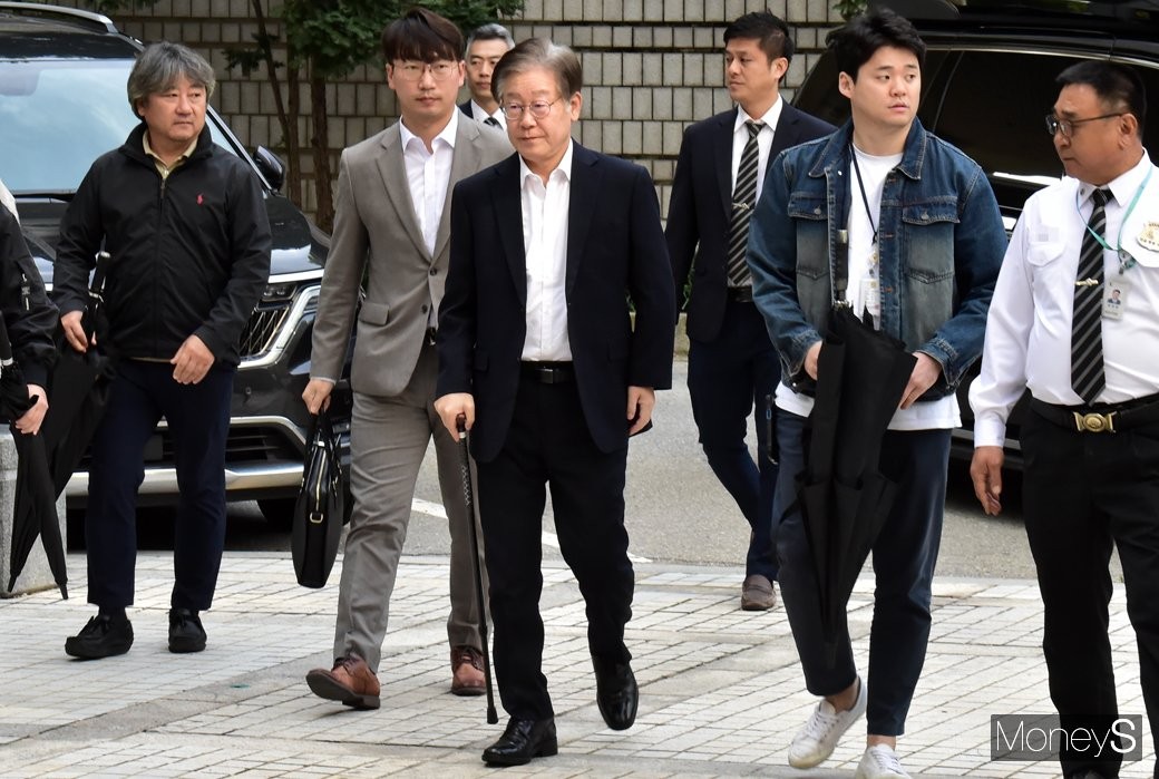 국민의힘, 이재명 대표의 대장동 사건 신속한 재판 촉구하는 탄원서 제출