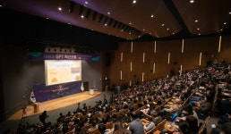 화성시, 전국 최초 초거대 AI 기반 민원상담 서비스 구축