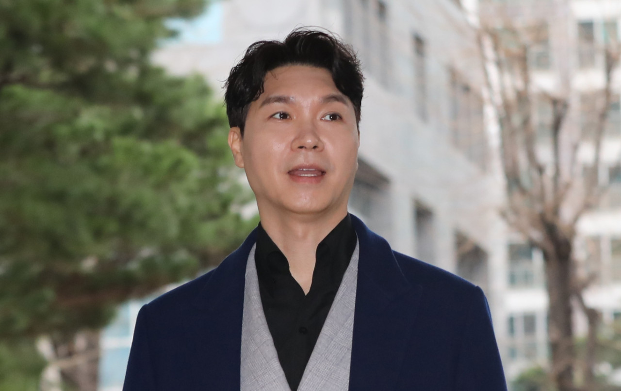 박수홍 친형, 수십억 원 횡령 혐의로 징역 3년 6개월…법정 구속