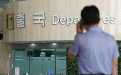 비행기 타기 전 몸무게 잽니다 아시아나 김포공항 국제선 승객 대상
