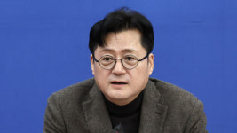 홍익표 尹, 탈원전 못하면 첨단 산업 포기해야 한다