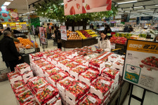 대형마트 vs 전통시장? 이미 열린 온라인 vs 오프라인 구도