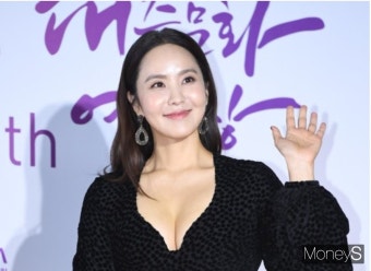 '최동석과 이혼' 박지윤 